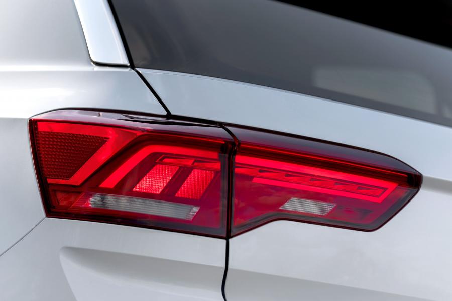Детали экстерьера Volkswagen T-Roc 2017 года  (UK) (фото 2 из 40)
